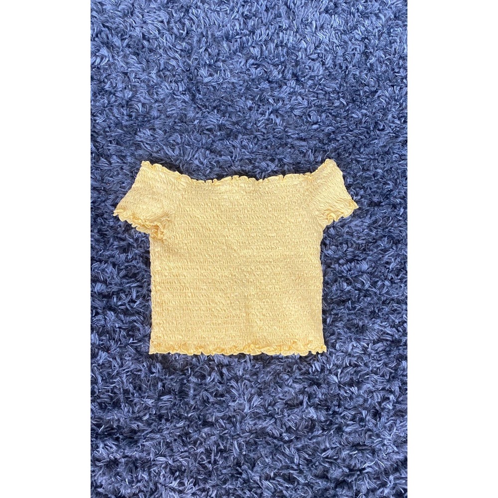 Scrunchy Off Shoulder Crop Top